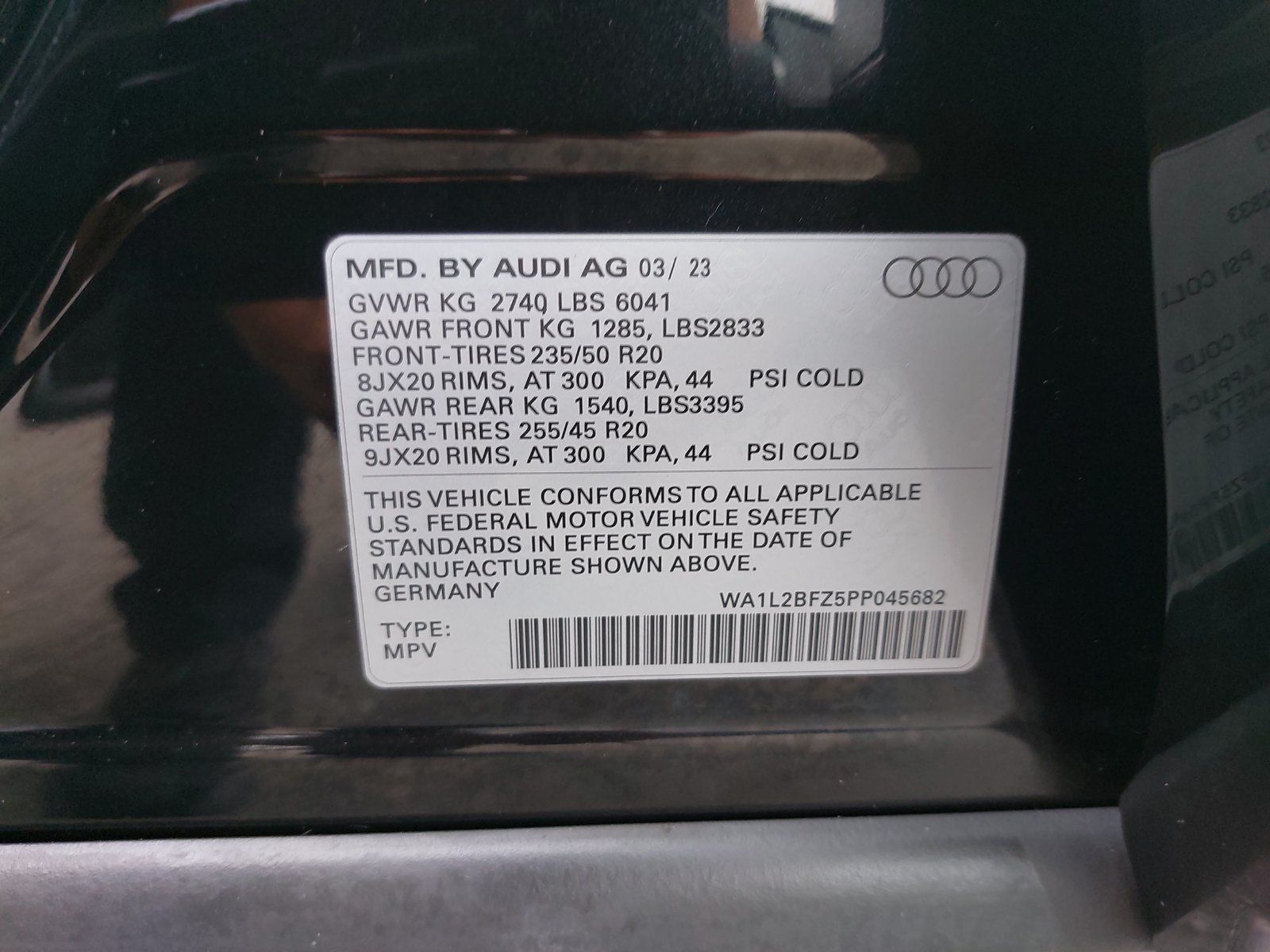 Used 2023 Audi Q4 e-tron Premium Plus w/ Premium Plus AWD/4WD image 41