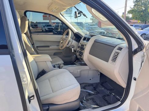 Used 2011 Ford Escape XLT FWD image 24