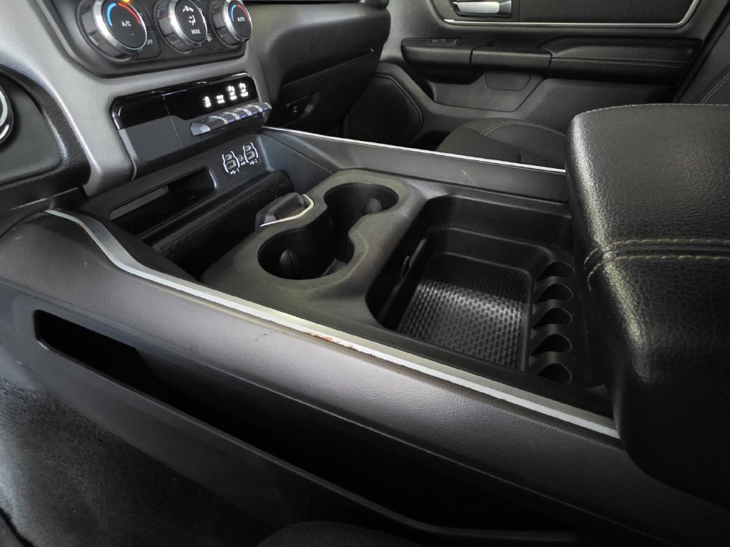 Used 2022 RAM 1500 Big Horn AWD/4WD image 16