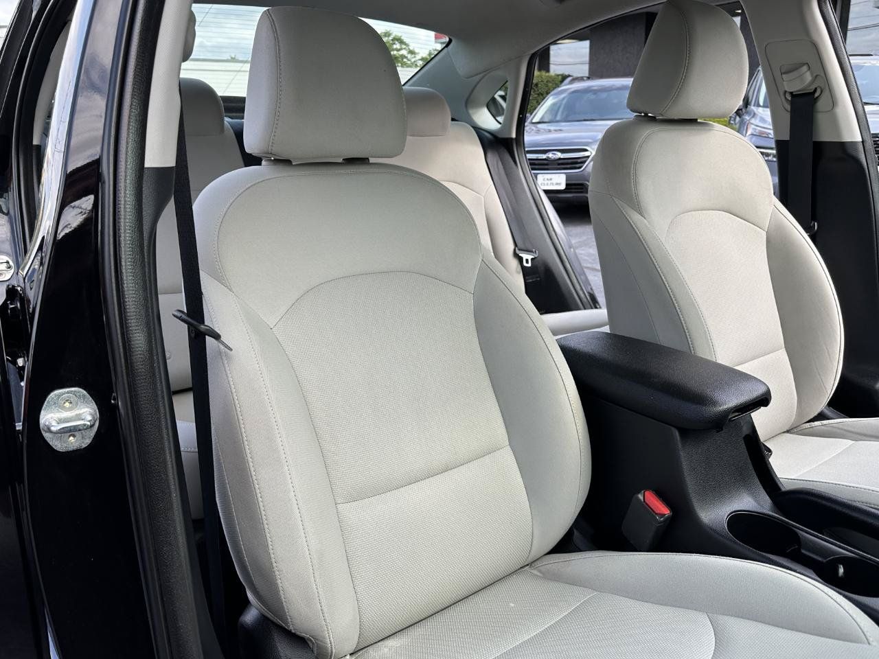 Used 2023 Kia Forte LXS w/ LXS Technology Package FWD image 43