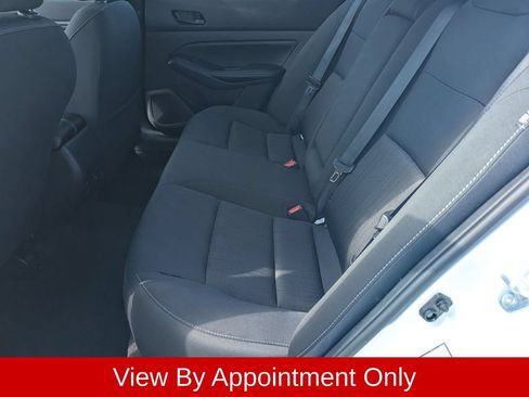 Used 2025 Nissan Altima 2.5 SV FWD image 24
