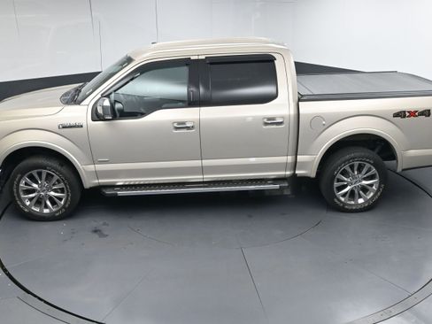 Used 2017 Ford F150 Lariat w/ Equipment Group 502A Luxury image 39
