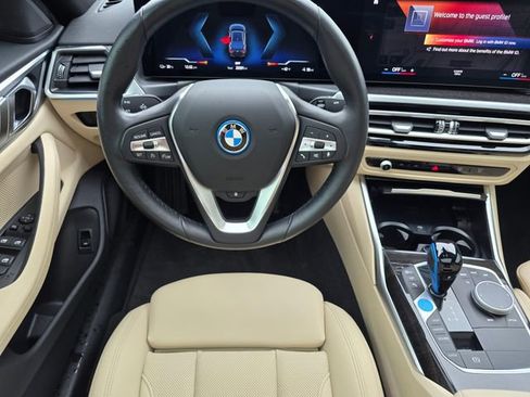 Used 2023 BMW i4 eDrive35 w/ Premium Package image 22