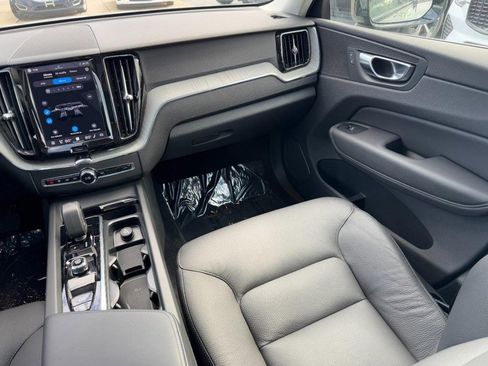 Certified 2025 Volvo XC60 B5 Plus image 16
