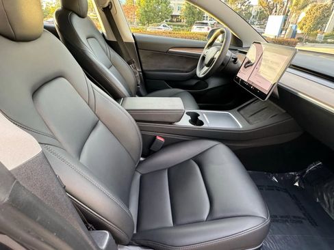 Used 2023 Tesla Model 3 Standard Range image 14