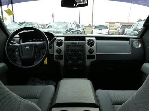 Used 2011 Ford F150 XLT w/ XLT Chrome Pkg image 19