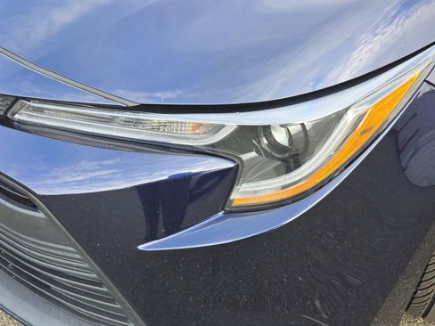 Used 2024 Toyota Corolla LE image 37