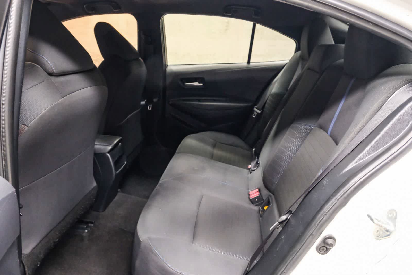 Used 2020 Toyota Corolla SE w/ Carpet Mat Package (TMS) FWD image 23
