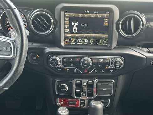 Used 2023 Jeep Wrangler Unlimited Rubicon 392 AWD/4WD image 25