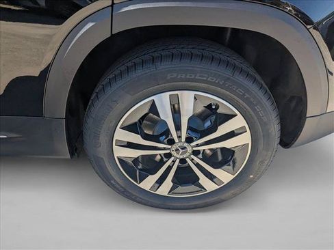 Used 2026 Mercedes-Benz GLB 250 image 9