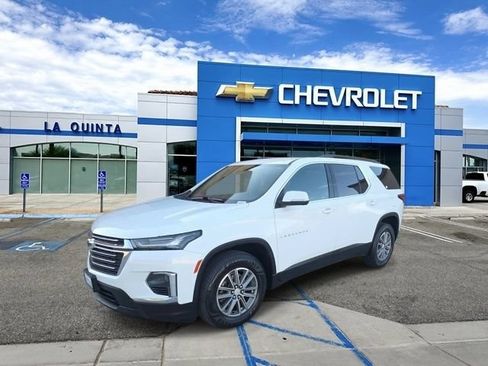 Used 2022 Chevrolet Traverse LT FWD image 4