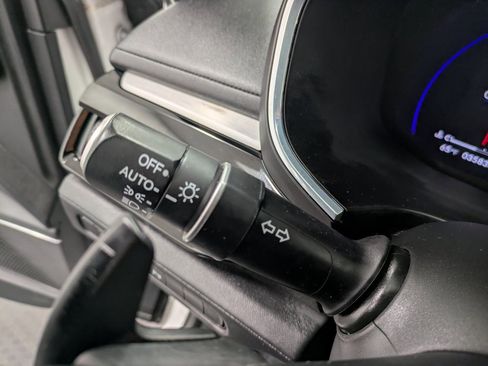 Used 2023 Acura MDX SH-AWD w/ Technology Package image 16