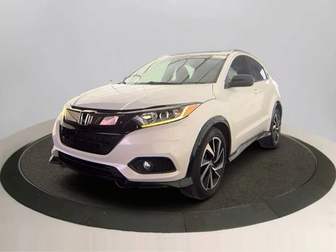 Used 2020 Honda HR-V Sport image 3