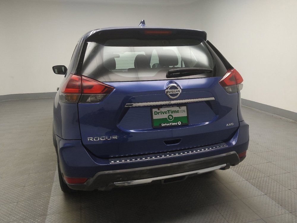 Used 2018 Nissan Rogue S AWD/4WD image 6
