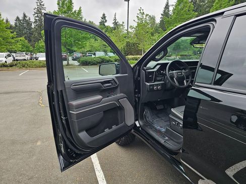 New 2026 GMC Sierra 1500 AT4X AWD/4WD image 19