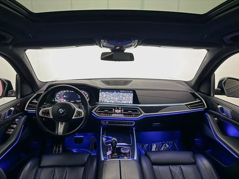 Used 2022 BMW X7 M50i w/ Cold Weather Package AWD/4WD image 29