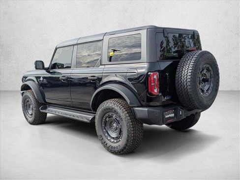 New 2025 Ford Bronco Outer Banks w/ Sasquatch Package image 2