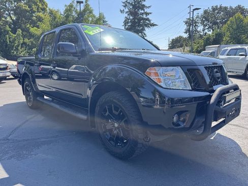 Used 2019 Nissan Frontier SV w/ Value Truck Package AWD/4WD image 6