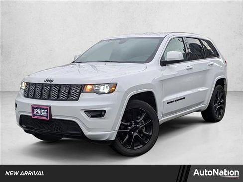 Used 2019 Jeep Grand Cherokee Altitude image 1