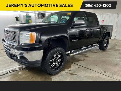 Used 2010 GMC Sierra 1500 SLT w/ LPO, Deluxe Chrome Package