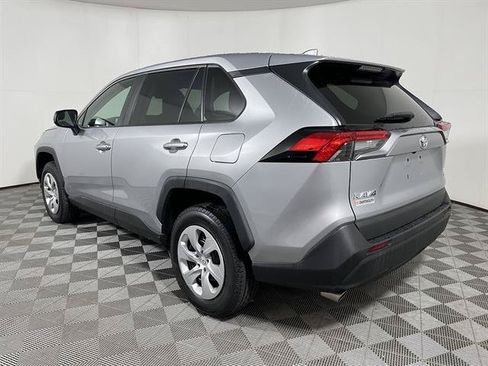 Certified 2023 Toyota RAV4 LE AWD/4WD image 5