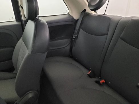 Used 2015 FIAT 500 Pop FWD image 18