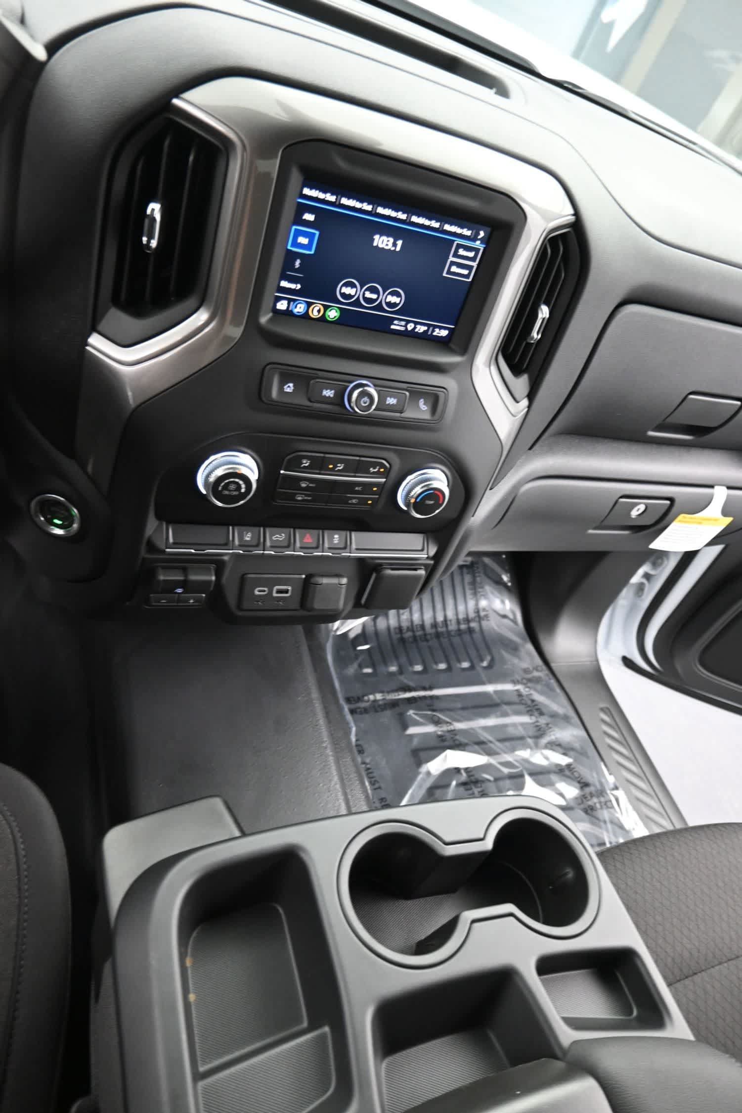 Used 2026 GMC Sierra 2500 Pro w/ Convenience Package AWD/4WD image 21