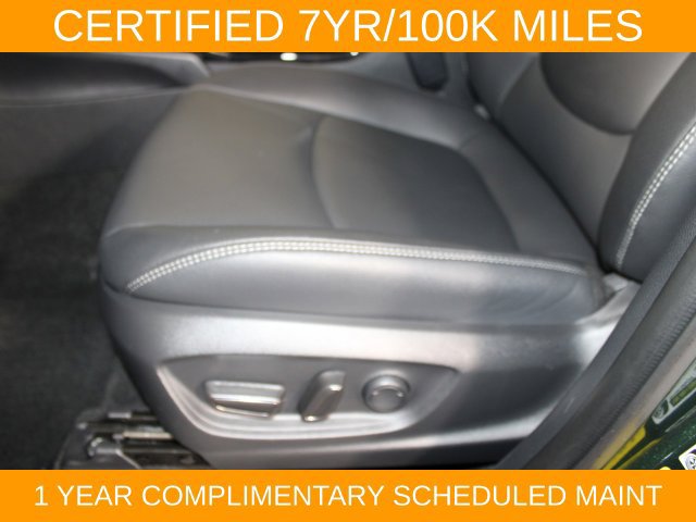Used 2023 Toyota Corolla Cross XLE AWD/4WD image 19
