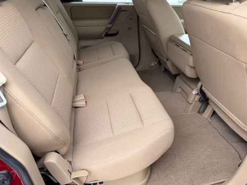 Used 2008 Nissan Titan SE image 19