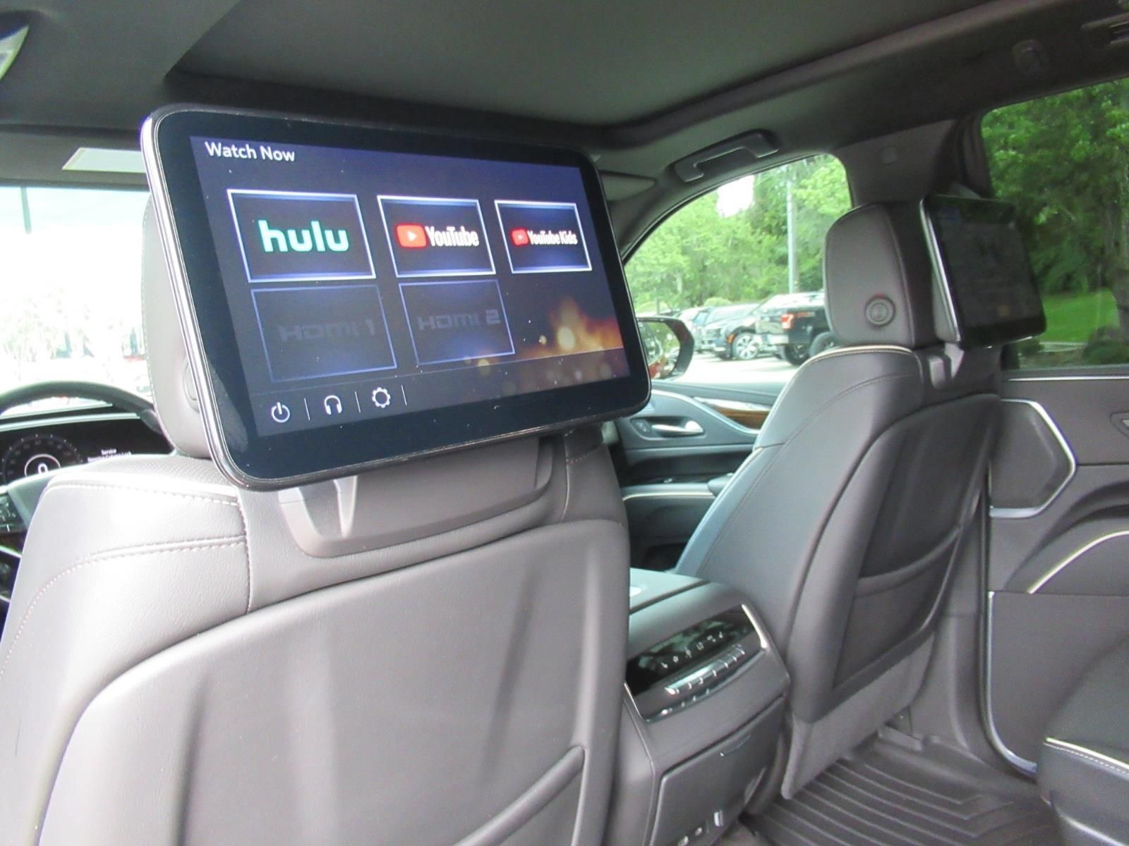 Used 2023 Cadillac Escalade Premium Luxury w/ LPO, Radiant Package AWD/4WD image 16