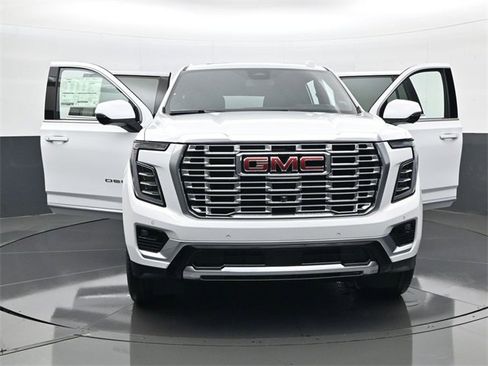 New 2026 GMC Yukon XL Denali image 33