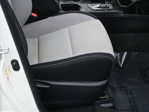 Used 2017 Toyota RAV4 XLE image 10