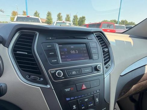 Used 2018 Hyundai Santa Fe Sport AWD/4WD image 30