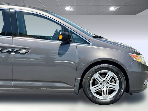 Used 2013 Honda Odyssey Touring image 36