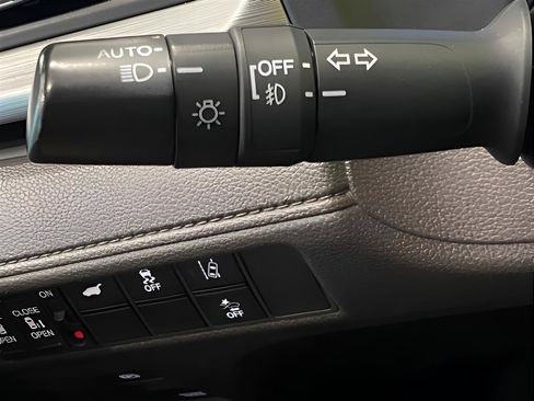 Used 2019 Honda Odyssey EX-L image 12
