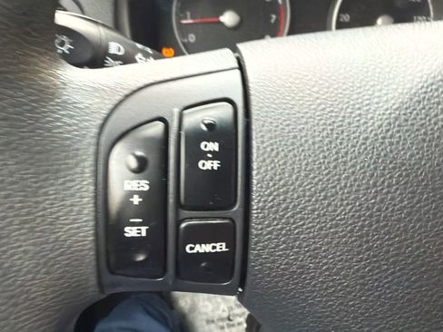 Used 2010 Hyundai Accent GLS w/ Premium Pkg 4 image 12