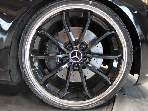 Used 2015 Mercedes-Benz S 550 Sedan image 32