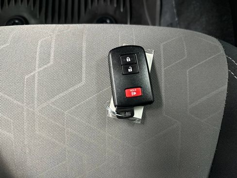 Used 2023 Toyota Tacoma TRD Sport w/ Technology Package AWD/4WD image 37