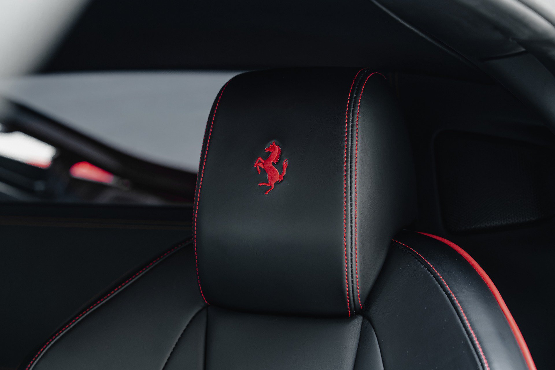 Used 2013 Ferrari 458 Italia Coupe RWD image 40