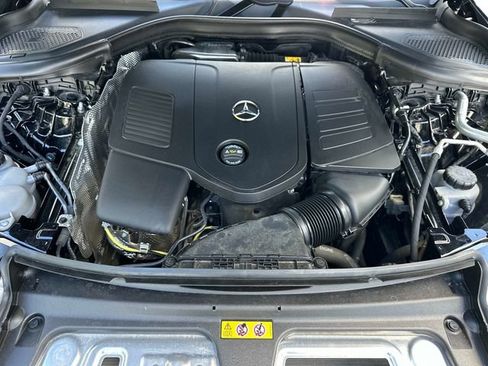 Certified 2024 Mercedes-Benz GLC 300 4MATIC image 10