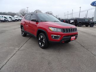 Used 2018 Jeep Compass Trailhawk video 2