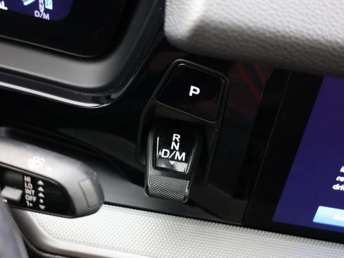 Used 2024 Porsche Cayenne Coupe image 6