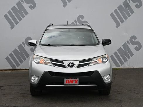 Used 2015 Toyota RAV4 XLE FWD image 2