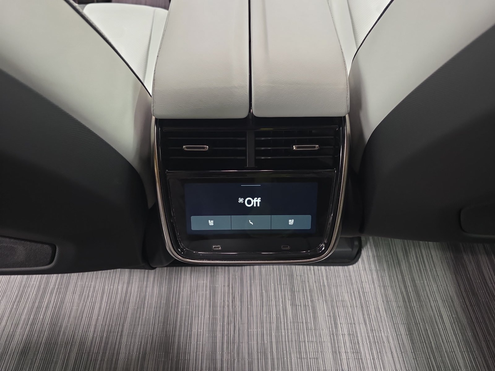 Used 2023 Rivian R1T Adventure Quad AWD/4WD image 28