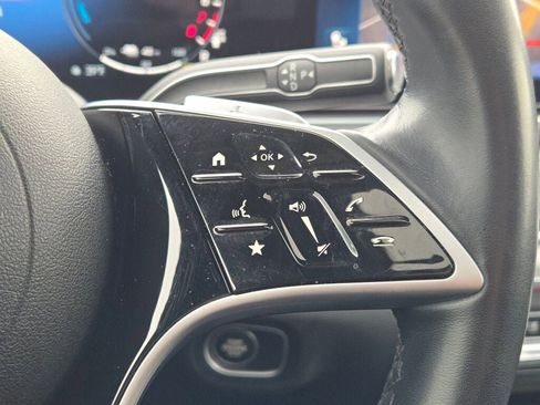 Used 2024 Mercedes-Benz GLE 450e 4MATIC image 32