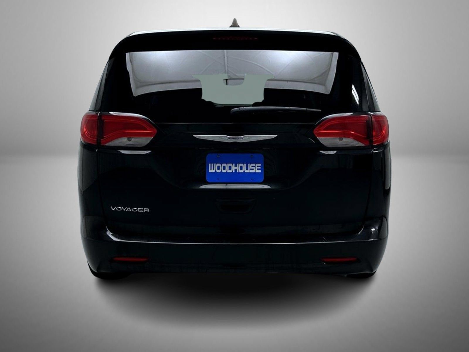 Used 2023 Chrysler Voyager LX FWD image 6