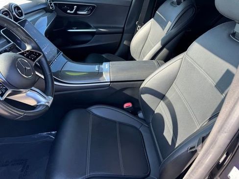 Used 2023 Mercedes-Benz C 300 Sedan image 10