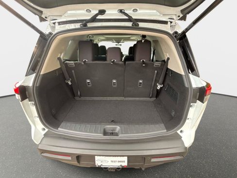 New 2025 Nissan Pathfinder SV image 26