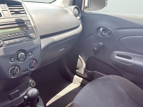 Used 2018 Nissan Versa S Plus FWD image 19