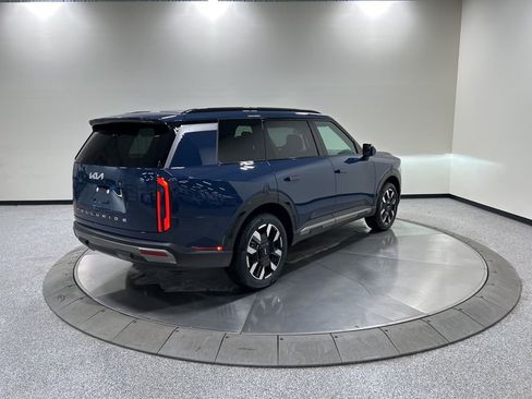 New 2027 Kia Telluride S image 5